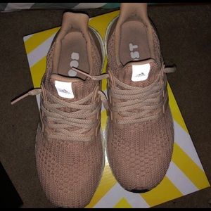 Adidas Women's Ultraboost Rose Pink 6.5